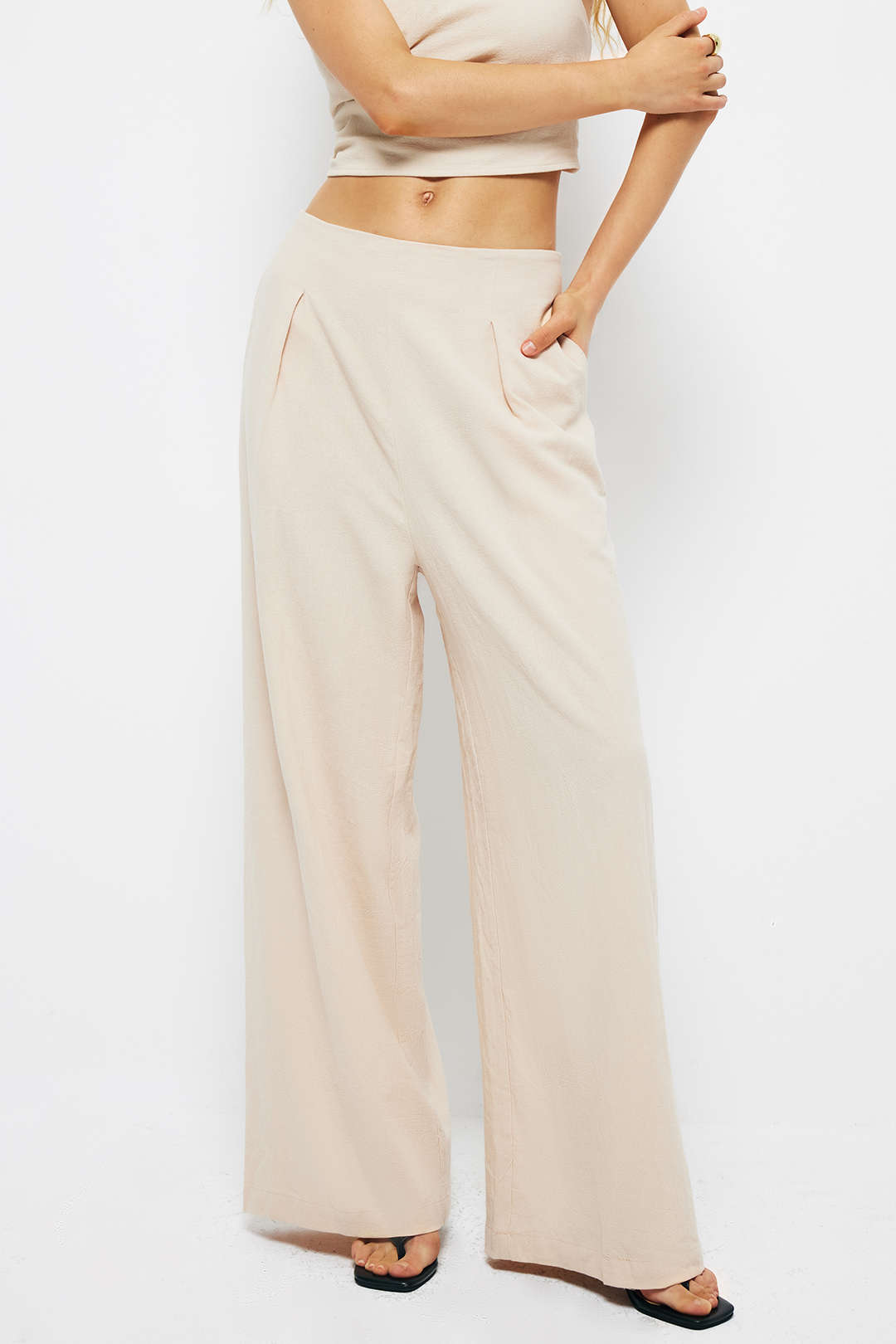 Pleated Wide Leg Pants