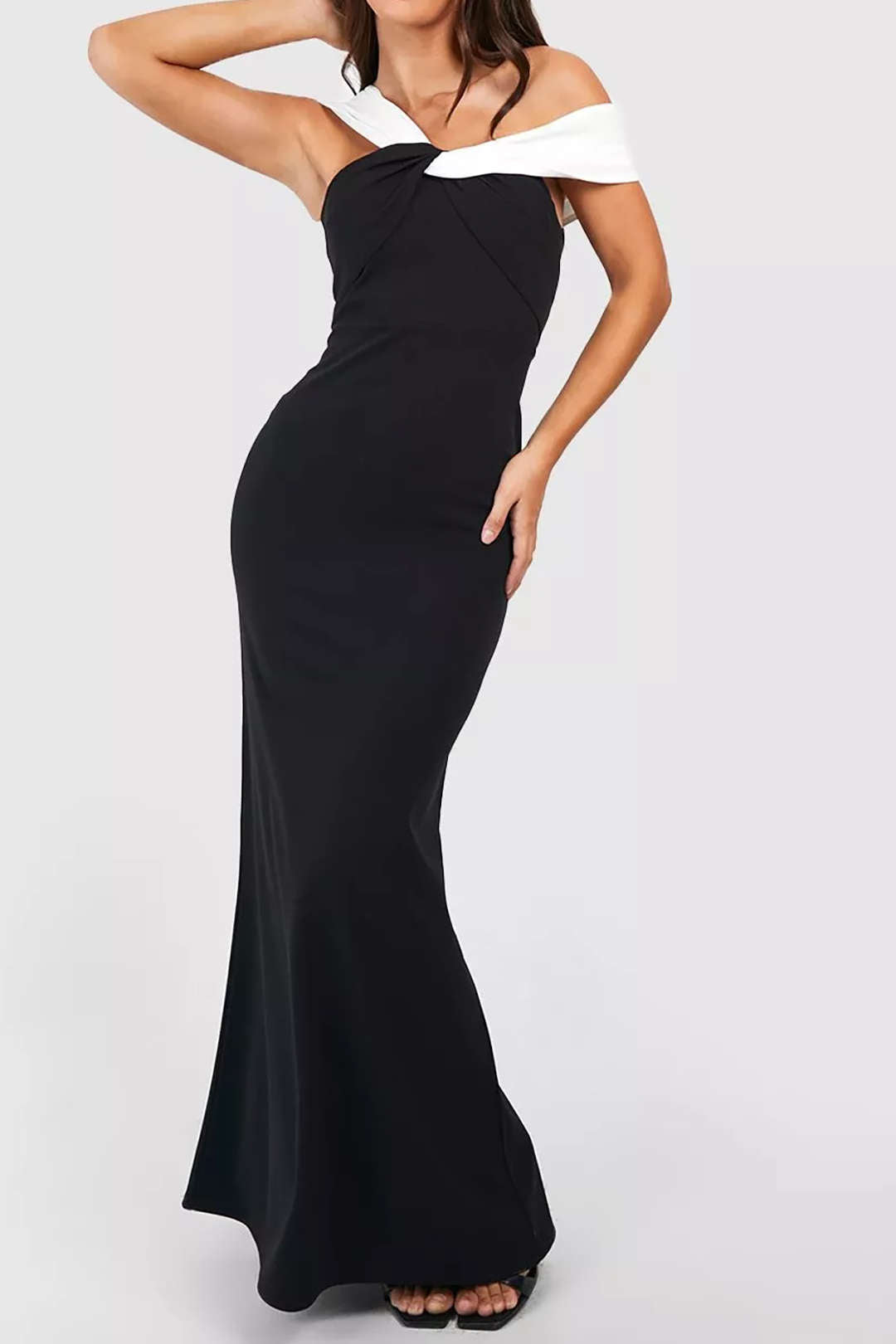 Asymmetrical Contrast Mermaid Maxi Dress