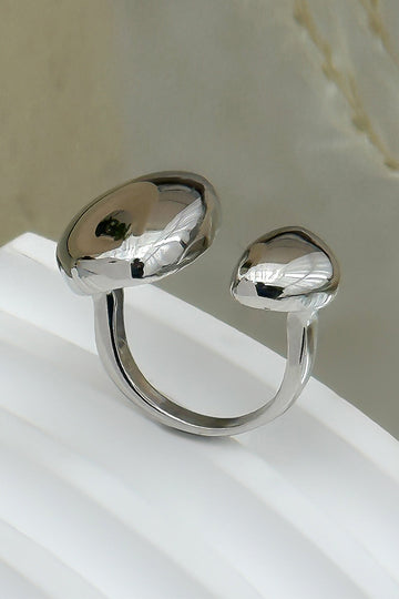 Asymmetrical Curved Opening Ring