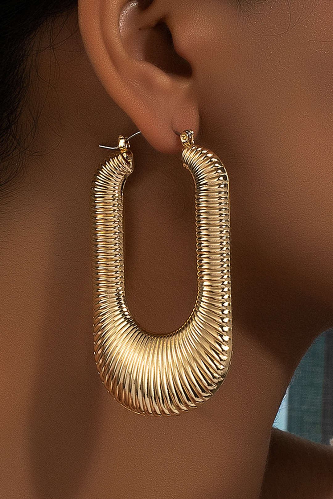 U-shaped Hoop Earrings