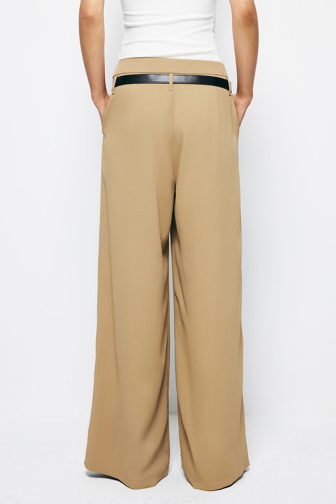 Pleated Wide Leg Pants With Belt