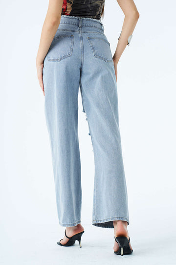 Frayed Destroyed Straight Leg Jeans