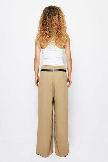 Pleated Wide Leg Pants With Belt