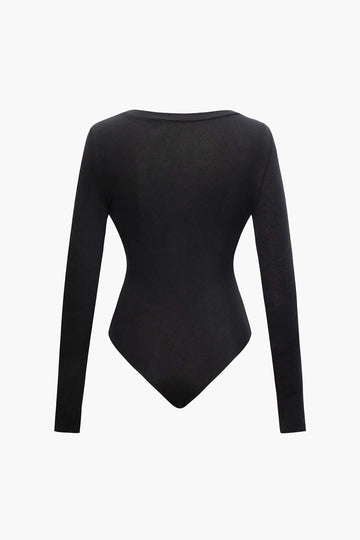 Solid V-neck Long Sleeve Bodysuit